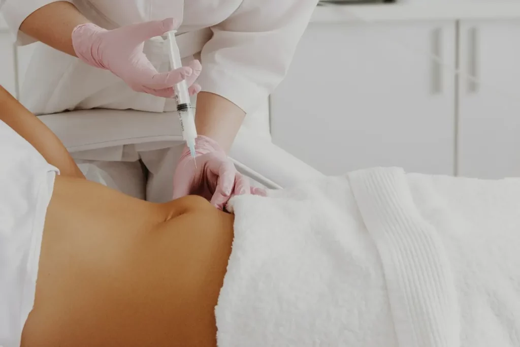 lipoliza iniekcyjna brzucha